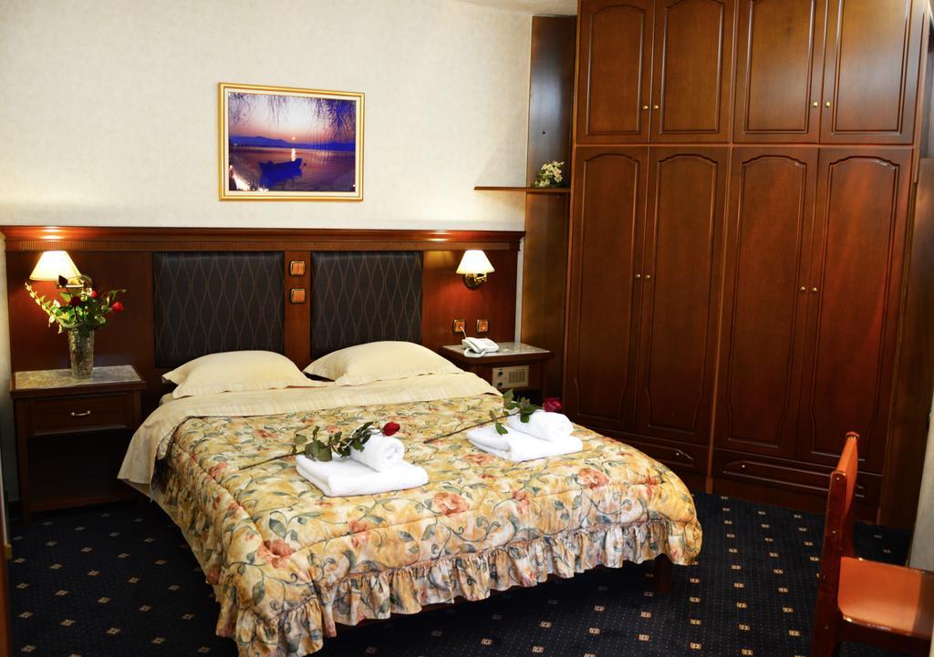 Hotel Tsamis Kastoria Buitenkant foto