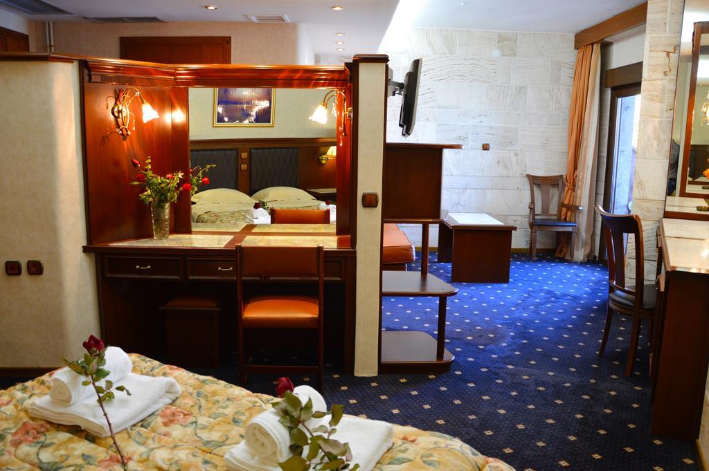 Hotel Tsamis Kastoria Buitenkant foto